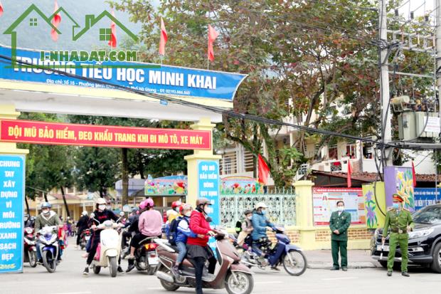 [BÁN GẤP] Đất sào 1000m2 sổ riêng giá 350Triệu bao sổ gần chợ, trung tâm Bình Phước