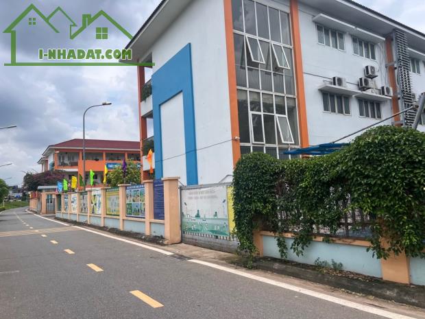 PHỐ NGỌC THUỴ  800 M2 MT45 GIÁ 50 TỶ,  VỈA HÈ, KINH DOANH, LO GÓC