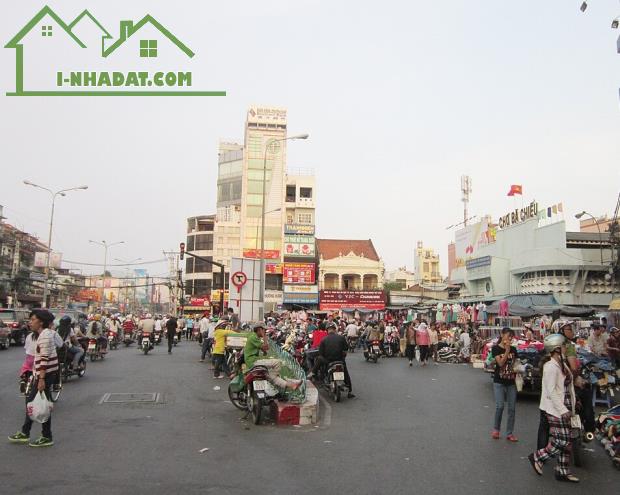 NHÀ 3 TẦNG 6 PHÒNG NGŨ NƠ TRANG LONG BÌNH THẠNH XE HƠI THÔNG HƠN 8 TỶ - 1