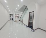 Nhà mới tinh Rosita Khang Điền - DT 100m2 - 3 tầng - cho thuê giá tốt