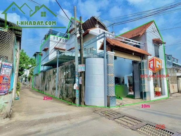 Nhà bán phường Tân Hiệp cách đường Nguyễn Ái Quốc chỉ 50m sổ hồng 252m2 giá chỉ còn 8,8 tỷ
