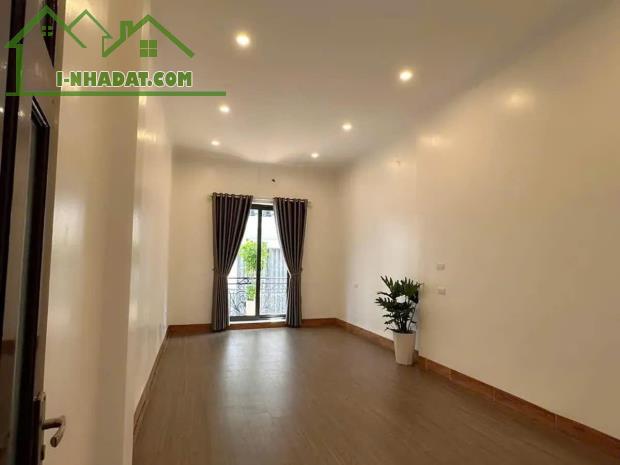 DÂN XÂY Bồ Đề rẻ nhất kvuc,55m,4 tầng,nhỉnh 10tỷ,NGÕ THÔNG-ÔTÔ ĐỖ CỬA-2 THOÁNG - 1