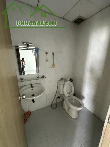 Cần cho thuê chung cư Sài Gòn Town 60m 2PN 2WC nhà trống