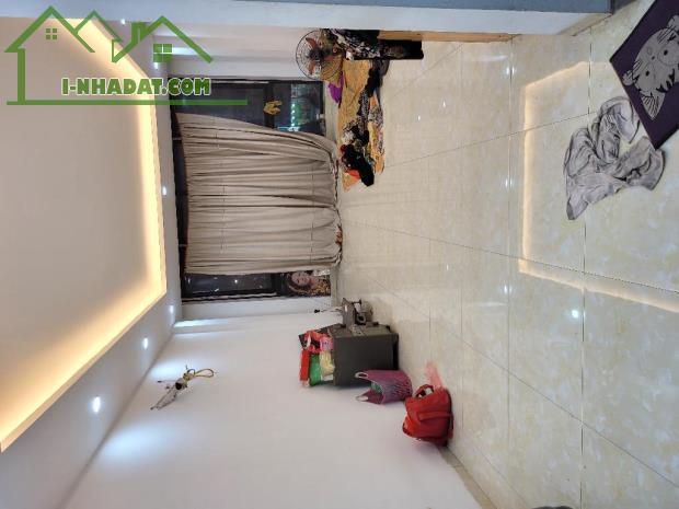 BÁN NHÀ 40M2 x 6T MẶT PHỐ XÃ ĐÀN, ĐỐNG ĐA, VỈA HÈ MÊNH MÔNG, Ô CHỜ THANG MÁY GIÁ 28,8 TỶ - 3