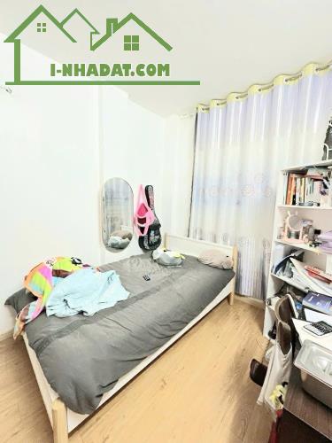 🏡🏡🏡 NHÀ XINH ..MẶT TIỀN LÊ DUY NHUẬN . KHU VIP K300 TÂN BÌNH, 3 TẦNG BTCT, 3PN, SỔ VUÔN