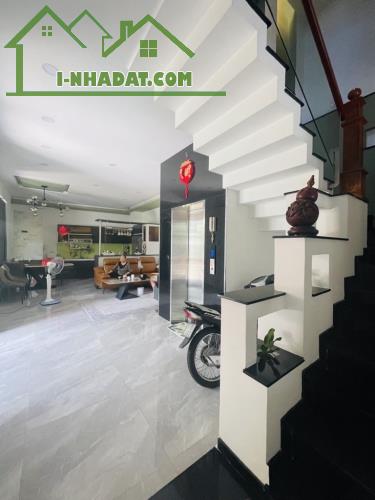Mặt tiền Lô góc khu Tên Lửa 144m2 5x18 4 tầng thang máy, nhà đẹp ở ngay, nhỉnh 15 tỷ TL - 2