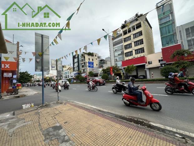 Bán Nhà Mặt Tiền Cộng Hòa, Tân Bình, 142m2, Ngang Hơn 7m, Dòng Tiền 50tr, Nhỉnh 44 Tỷ TL. - 2