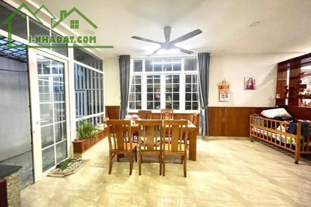 Bán nhà mặt tiền, Đường Số 2, Thủ Đức, 160 m², 8m x 20m, nhà đẹp - Giá 14.8 tỷ TL - 4