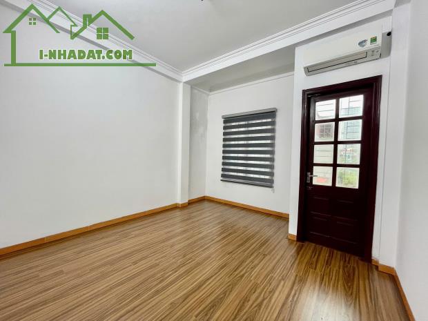 NHÀ PHÂN LÔ - NGÔ QUYỀN, HÀ ĐÔNG - Ô TÔ LÙI CỬA - 40M2 x 4 TẦNG - CHƯA ĐẾN 8 TỶ - 1