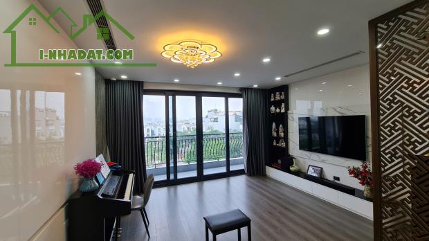 Đấu Giá Việt Hưng, DT80m², Phân lô, Vỉa hè, Ô tô tránh, 6 Tầng Thang Máy, View Vinhomes - 4