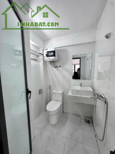 Bán Tòa CCMN Phùng Khoang 110m2 doanh thu 140tr/tháng 17tỷ - 1