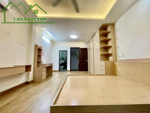 SIÊU PHẨM NHÀ ĐẸP MỸ ĐÌNH 43m² .5 tầng - HAI THOÁNG TẶNG FULL NỘI THẤT - 5 TẠ ĐỖ CỬA. 7.8 - 3