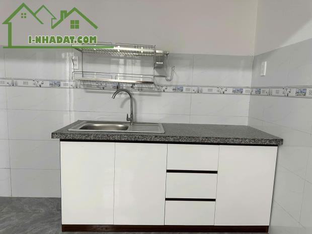 Bán dãy trọ 2 kiot và 10 phòng ở UBND Tân Thông Hội 10x21 210m2 730 TRIỆU, SHR - 2