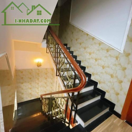 Gấp bán nhà Thủ Đức, dt 90m2, 4 tầng ngang 5m, chỉ 10T5, ô tô thông Mt Tam Bình. - 2