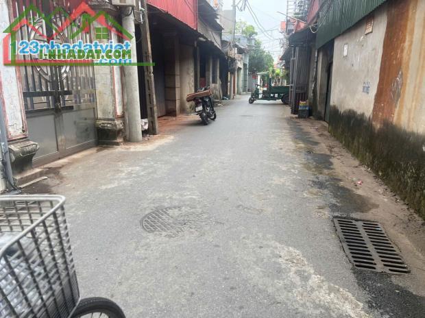 Bán đất 54m Phường Đồng Mai, Quận Hà Đông, ô tô vào tận nơi. đất trong đê - 2