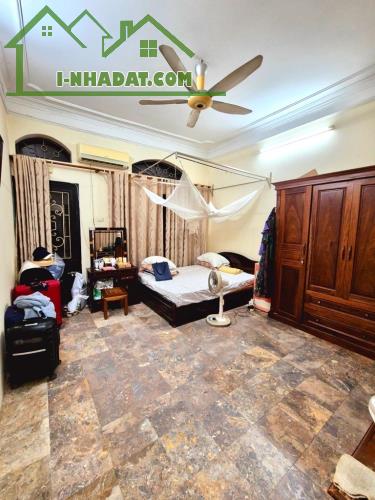 Bán Nhà MP Dương Văn Bé 75m 4T MT5m Lô góc, vỉa hè đá bóng, ô tô dừng đỗ - 3