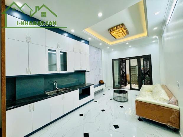 THANG MÁY - PHÂN LÔ - CÁCH MP 20M - NGAY GẦN TRƯỜNG TIỂU HỌC - TRUNG HỌC - MẦM NON - 4