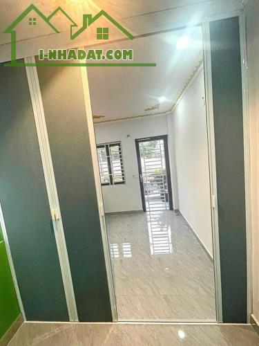 Bình Tân, Hương Lộ 2, 2 tầng, 20m2, hẻm 4m, nhỉnh 2 tỷ - 4