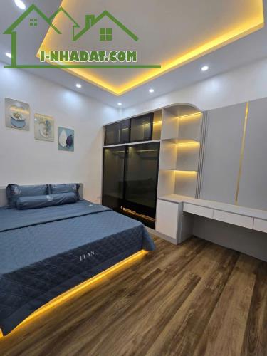 Bán nhà Phạm Văn Đồng, 54m2, phân lô, ô tô, nội thất chủ tặng,  nhỉnh 6tỷ. - 2