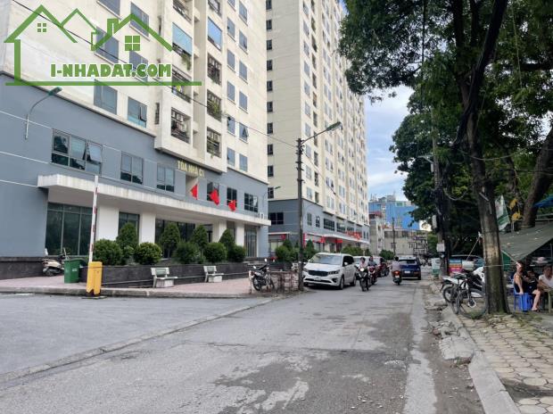 Bán nhà Xuân Đỉnh 200m2, MT 10m, ngõ thông Ôtô tránh, Kinh doanh, vỉa hè rộng, giá 42.5 tỷ - 1