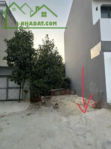 CHỦ KẸT TIỀN BÁN GẤP 52M2 TẠI THẠNH XUÂN 52 GIÁ CHỈ 1 TỶ 320 TR GỌI CHO EM ĐẤT - 1