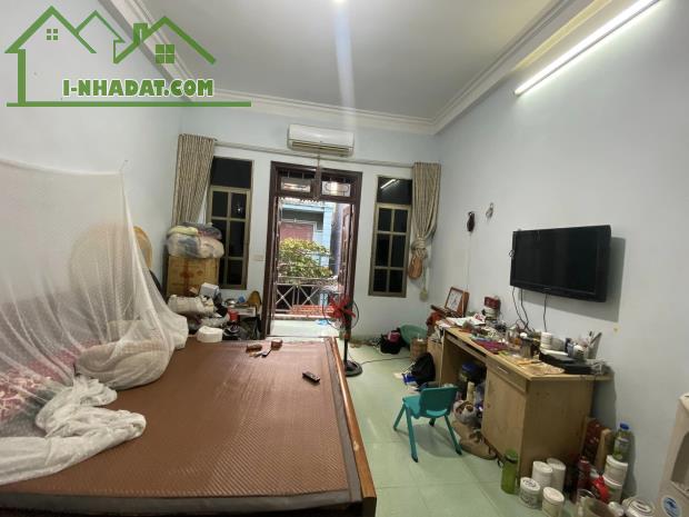 Bán nhà mặt phố Ngõ Huyện, 60m2, mặt tiền 4m, nhỉnh 30 tỷ, KD khách sạn, homestay, - 2