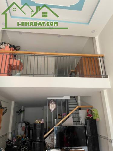 CHÀO NHỈNH 5 TỶ - MẶT TIỀN THÔNG RA TÂN KỲ TÂN QUÝ - 4X16 (64M2) - 2 TẦNG - SỔ A4 - KHÔNG - 1