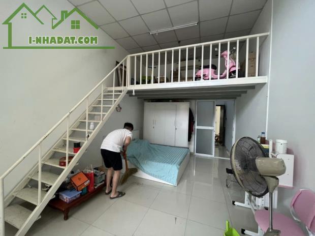 Chính Chủ Cho Thuê Shophouse Petroland Quận 2 DT: 100m. Giá 10tr/Tháng - 1