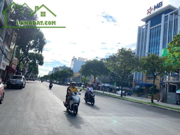 Bán đất tặng nhà cũ mặt tiền Võ Văn Tần sát đại lộ Hoà Bình, Ninh Kiều, Cần Thơ - 26 tỷ - 2