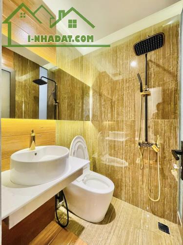 NHÀ MỚI XÂY 5 TẦNG - GIGAMALL PHẠM VĂN ĐỒNG THỦ ĐỨC - 7 CHỖ VÀO NHÀ - 4