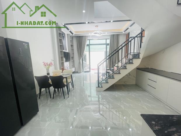 💥 Hàng hiếm Hải châu - Lê Đình Lý vào 150m - Nhà 2 tầng full nội thất - nhỉnh 3 tỷ - 5