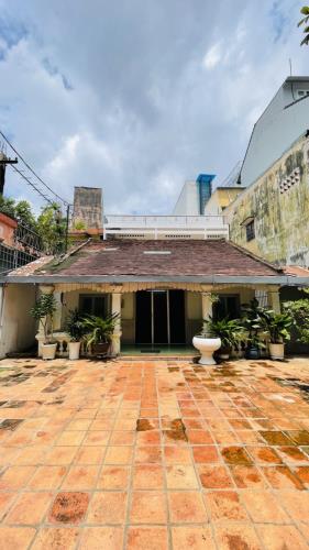 Gấp bán nhà Quận 1, đất 243m2 giá 70 tỷ, gần cạnh Mặt tiền Lê Thị Riêng. - 3