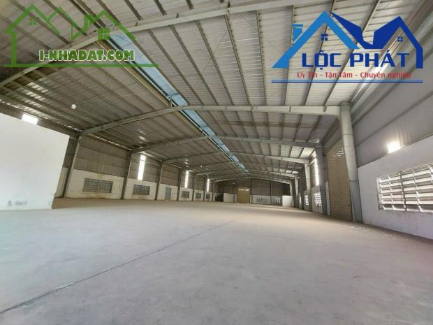 Cho Thuê Xưởng 2500m2 Phước Tân Chỉ 60 triệu - 1