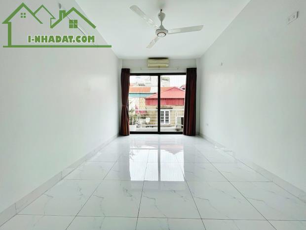 DÂN XÂY-NHÀ MỚI-GẦN PHỐ-OTO-DÂN TRÍ CAO-TIỆN ÍCH-AN NINH TỐT-GIÁ RẺ