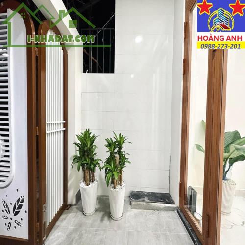 🌹🌹CẦN BÁ.N NHÀ MẶT PHỐ TẠI PHƯỜNG BÌNH TRƯNG ĐÔNG , QUẬN 2 _ 202 m2 ĐẤT_ 2 TẦNG 4 PN _ S - 3