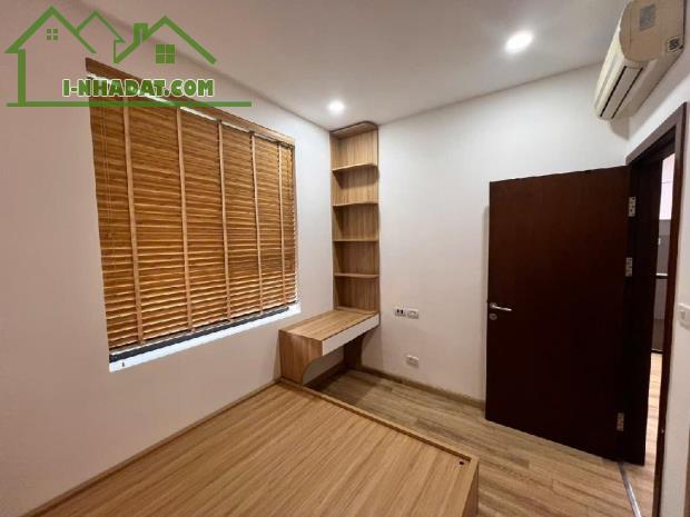 Bán chung cư 32 Đại Từ Eco Lake View 74m2, 3ngủ tặng full nội thất. Giá 4.55đ - 2