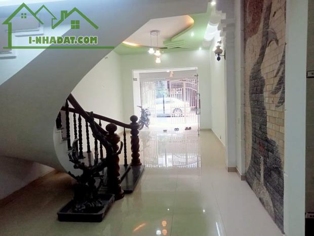 BÁN GẤP NHÀ 4 tầng, Trần Nguyên Hãn, Nghĩa Xá, Lê Chân. HP. 5,8tỷ. 69m2. Đường 7m. - 2