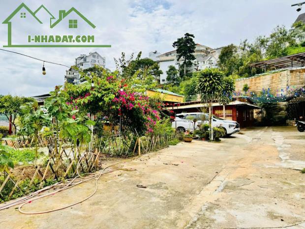 SANG HOMESTAY SÂN VƯỜN CÓ VIEW, HẺM Ô TÔ 3/4 P3 ĐÀ LẠT, 12PN FULL NỘI THẤT, TỔNG 250TR