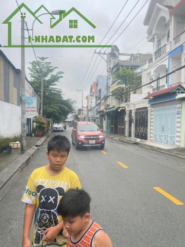Nhà xưởng 2563m² Mặt Tiền Đông Hưng Thuận 17, P. Đông Hưng Thuận, Q12.