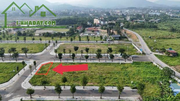 CÒN 1 SUẤT NGOẠI GIAO DUY NHẤT LÔ GÓC 2 MẶT TIỀN CÓ DT 125m2 Ở DỰ ÁN CENTREVILLE LƯƠNG SƠN