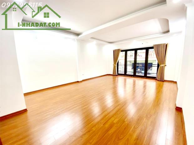 BÁN NHÀ NGUYỄN VĂN CỪ 90M2 - 6 TẦNG,THANG MÁY - GARA Ô TÔ - KINH DOANH