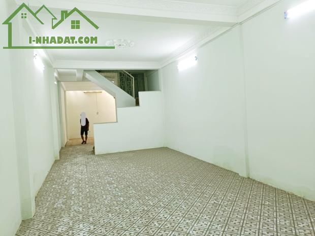 Gấp bán nhà Gò Vấp, giá 24 tỷ, nền dt 250m2 ngang 7m, kề Emart Phan Huy Ích. - 4