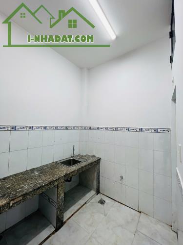 CẦN BÁN NHÀ HẺM ĐẸP GIÁ TỐT – KHU VỰC BÌNH TÂN - 3