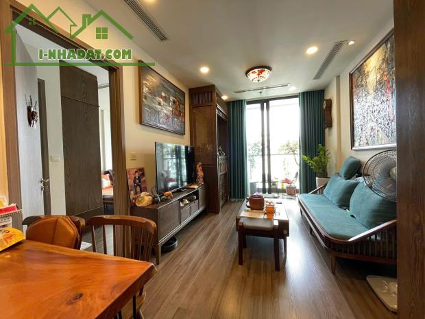 Cho thuê căn hộ 2 phòng ngủ, tại Symphony, Long Biên, 66m2. Lh: 0389544873 - 2