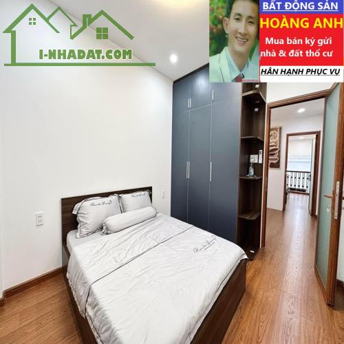 BÁN NHÀ MẶT PHỐ TẠI PHƯỜNG CÁT LÁI , QUẬN 2 _ 3 TẦNG 4 PN 5 WC _ 190 m2 _ NỞ HẬU TÀI LỘC. - 1