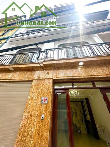 Phân Lô Lê Trọng Tấn, Quận Thanh Xuân. DT: 60m. MT: 5,3m. Giá: 18,5 tỷ. oto tránh, KD - 3