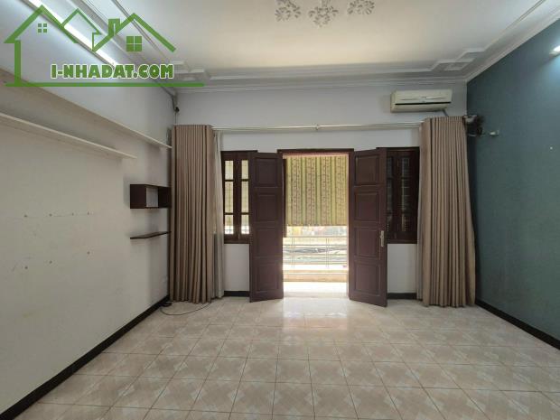 Phân Lô Lê Trọng Tấn, Quận Thanh Xuân. DT: 60m. MT: 5,3m. Giá: 18,5 tỷ. oto tránh, KD - 1