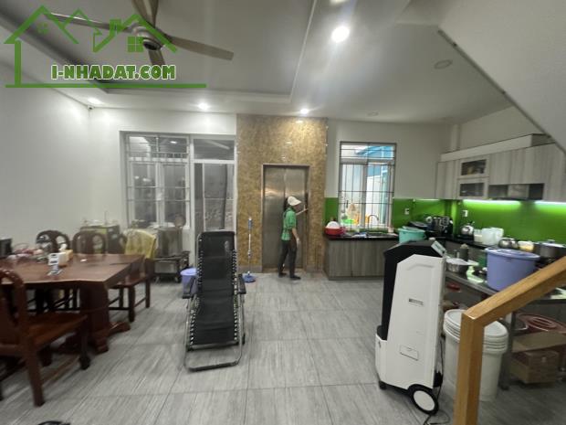 BÁN NHÀ MẶT TIỀN KINH DOANH 4 TẦNG ĐƯỜNG ĐÔ ĐỐC LỘC QUẬN TÂN PHÚ - 4