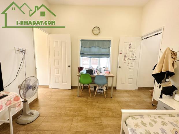 Gấp bán nhà Bình Thạnh, giá 20.6 tỷ, 5 tầng, dt nền 200m2, khu dân cư Bình Lợi. - 1