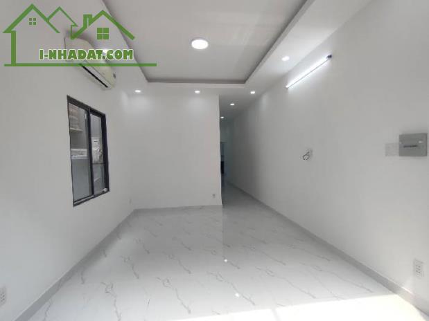 BÁN NHÀ HẺM NHỎ DTSIÊU TO 93M2 CHỈ 5 TỶ , HOÀNG DIỆU 2 , THỦ ĐỨC , ĐƯỜNG XE HƠI , SỔ RIÊNG - 2